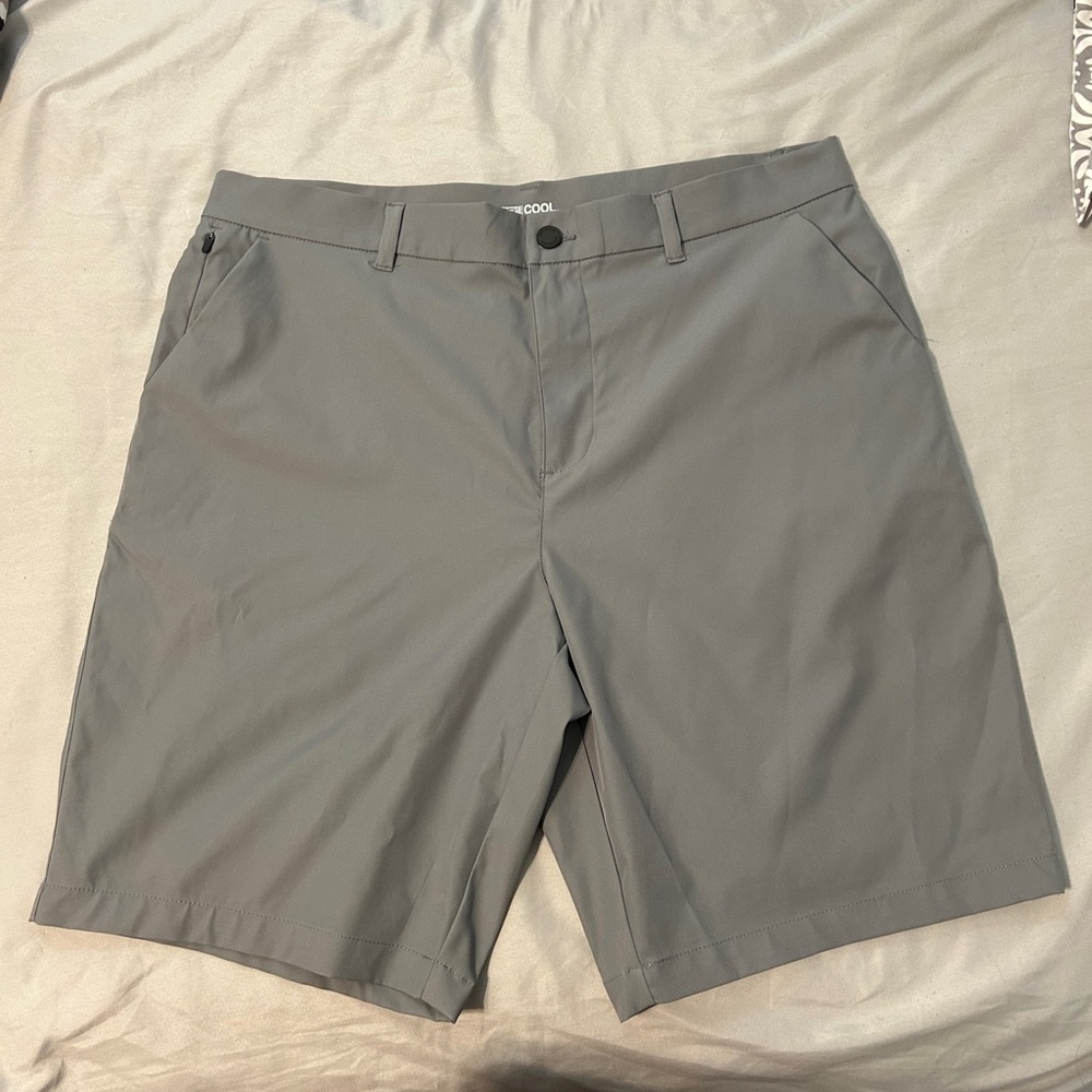 Grey size 36 golf shorts